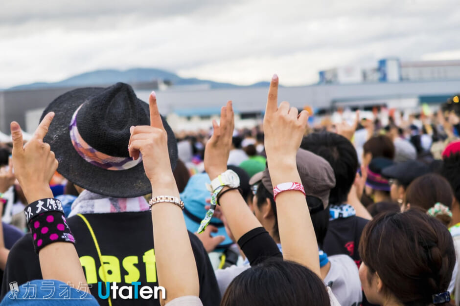 18 19 注目のカウントダウンライブや出演者を紹介 カラオケうたてん